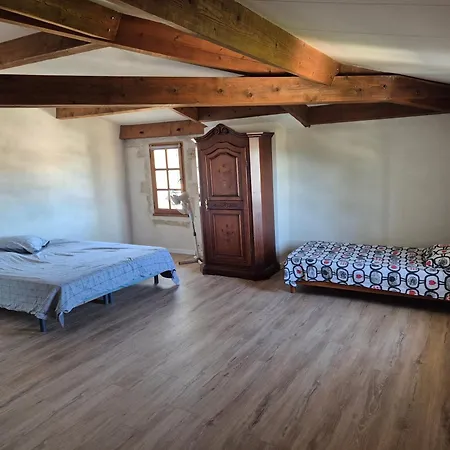 Appartement F4 Au Sein D'un Domaine Du 17e Siècle Rénové Sommières